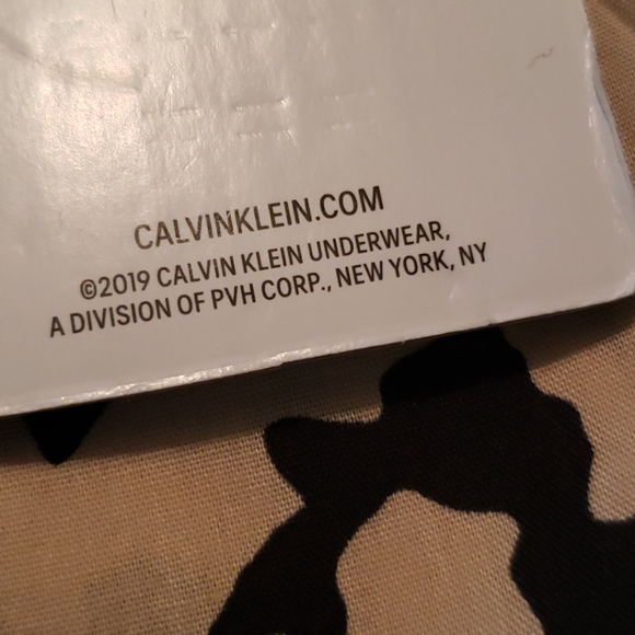 Calvin Klein woman boxer - Picture 2 of 3